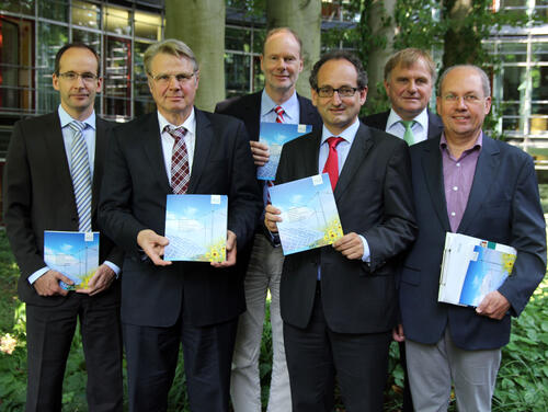 Präsentation Jahresbericht 2013 