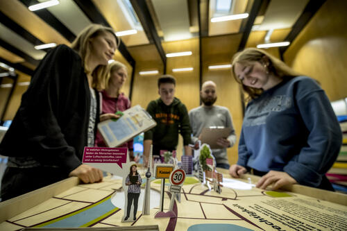 Ausstellung Planet Gesundheit © © Aileen Rogge/DBU