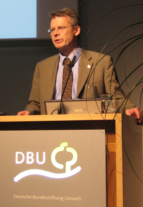 Prof. Dr. Bernhard Friedrich 
