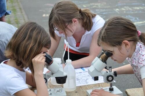 Experimentieren mit dem kühlen Nass ist im Rahmen von Führungen erwünscht. 