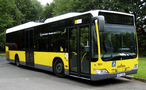 Linienbus der Berliner Verkehrsbetriebe BVG 