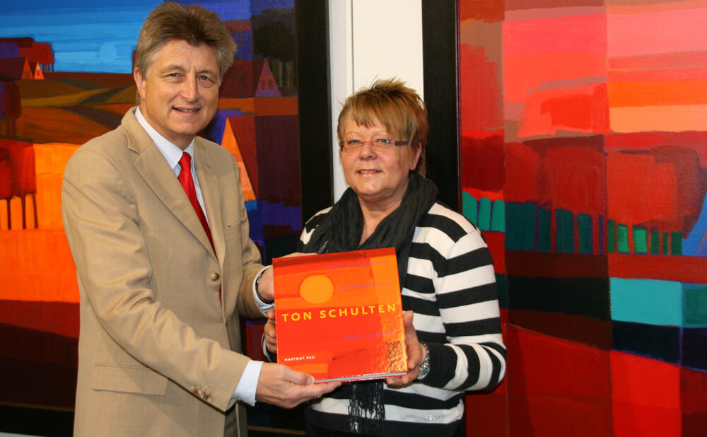 5000. Besucherin Ton Schulten Ausstellung 