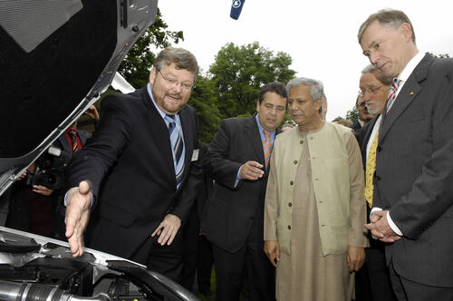 Woche der Umwelt 2007: Eröffnungsrundgang des BP - Meta Motoren- und Energie-Technik 