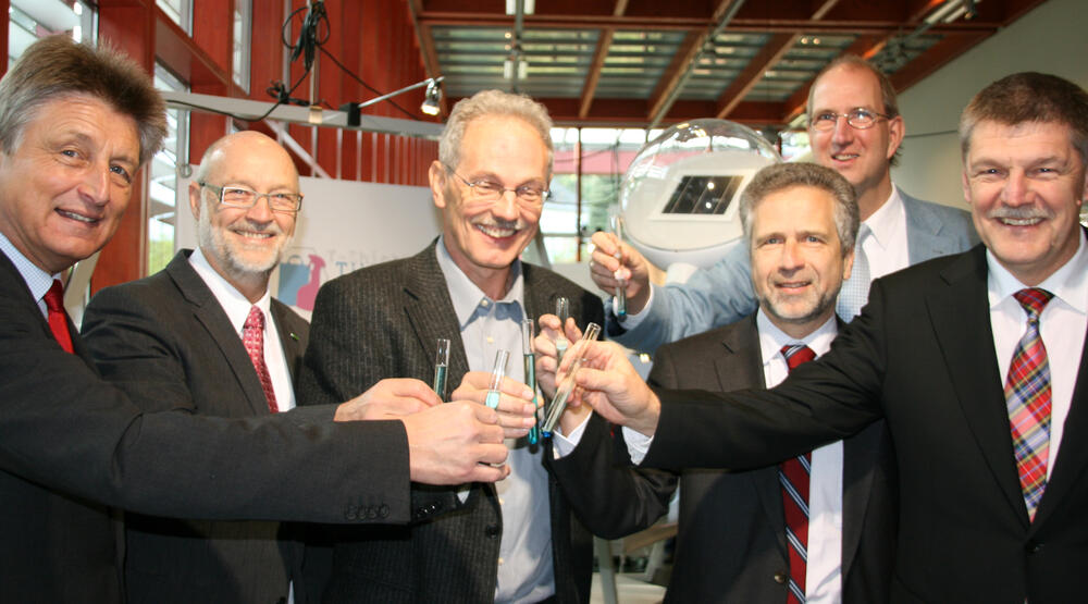 Eröffnung T-Shirts, nachhaltige Chemie im ZUK 