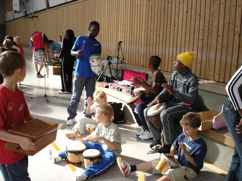 In der Grundschule die Welt entdecken 