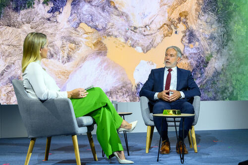 Christof Schenck auf der Bühne © Peter Himsel/DBU