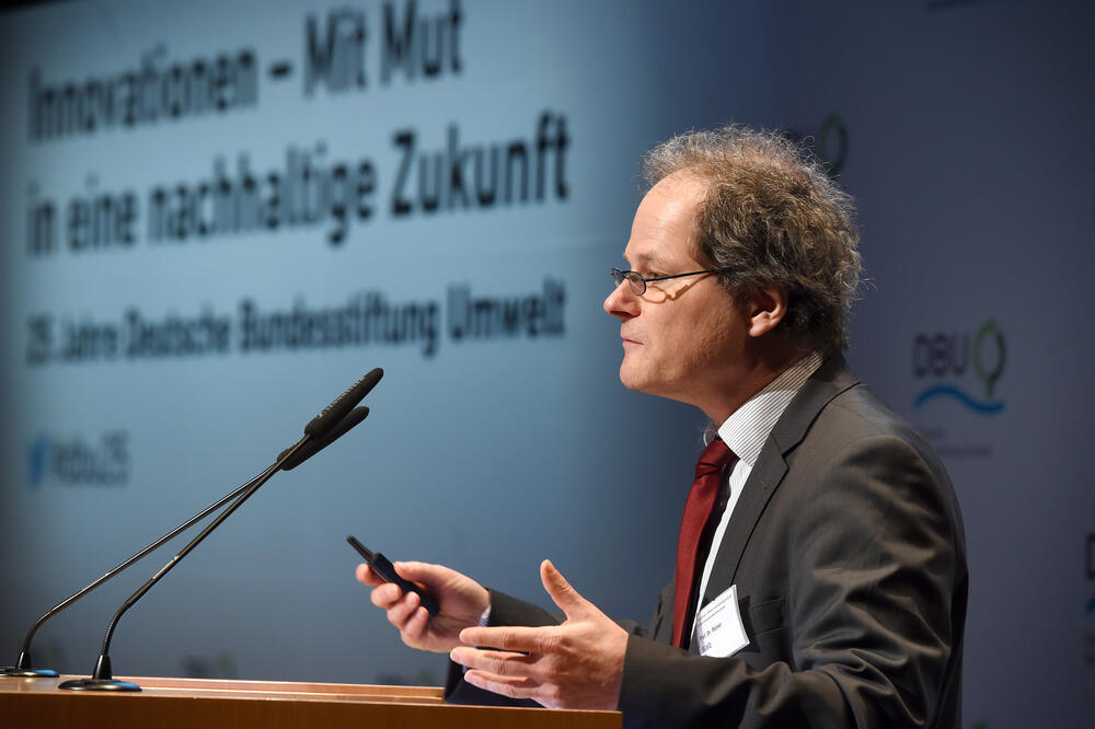 Prof. Dr. Rainer Walz &copy; DBU/Peter Himsel