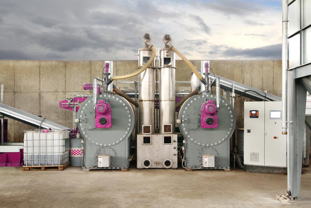 Schlammartige Biomasse trocknen und hygienisieren &copy; DBU-Projektpartner