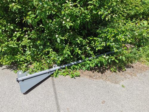 Umgeworfenes Schild - Hartmannsdorfer Forst © Holger Kind/ Bundesforst