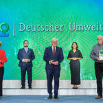 Familienfoto beim Deutschen Umweltpreis © Peter Himsel | DBU