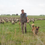 Wanderschäfer Christof Bokelmann  © Gesa Wannick/DBU Naturerbe