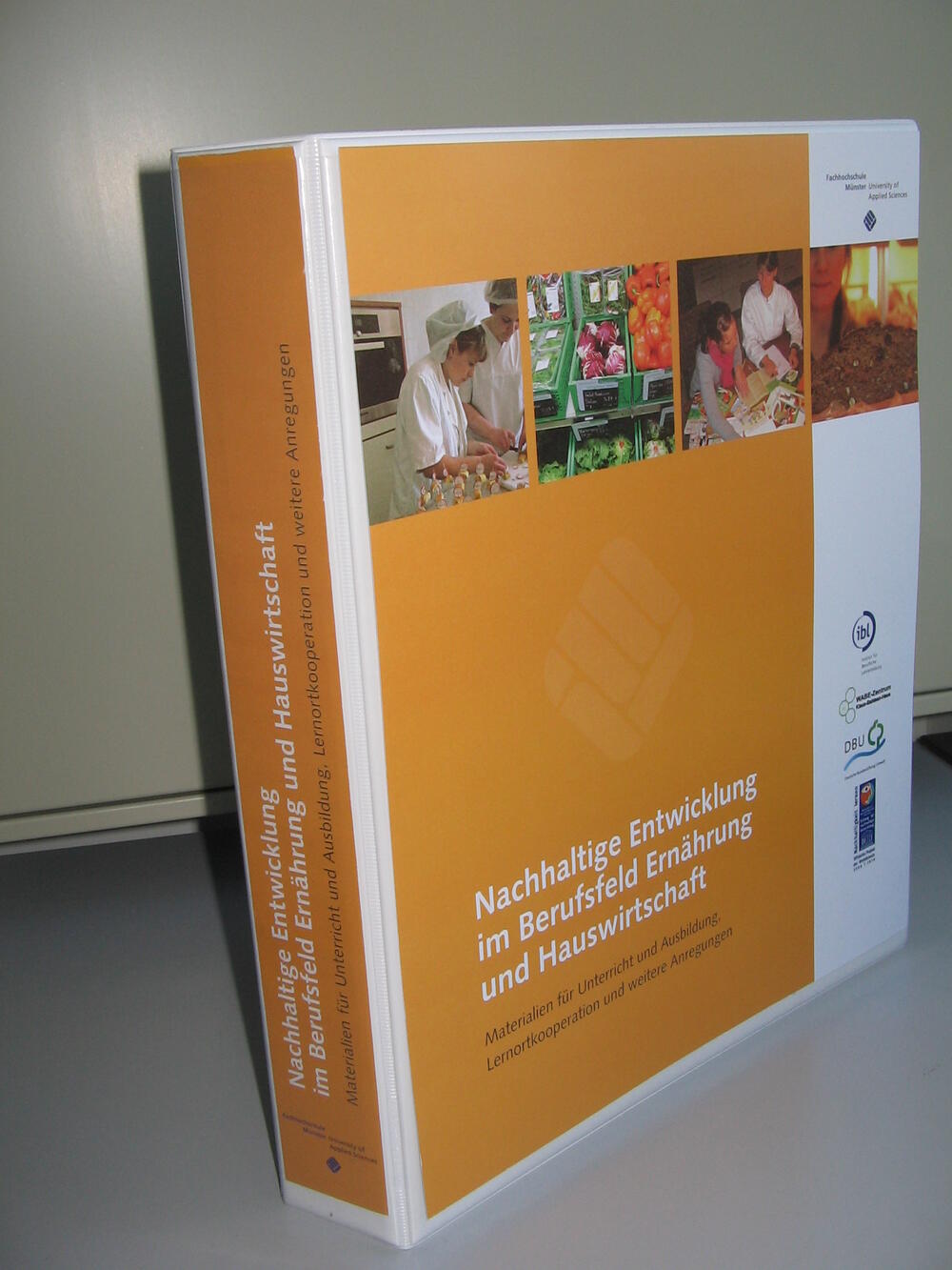 Ordner Bildungsmaterial  © fh-muenster