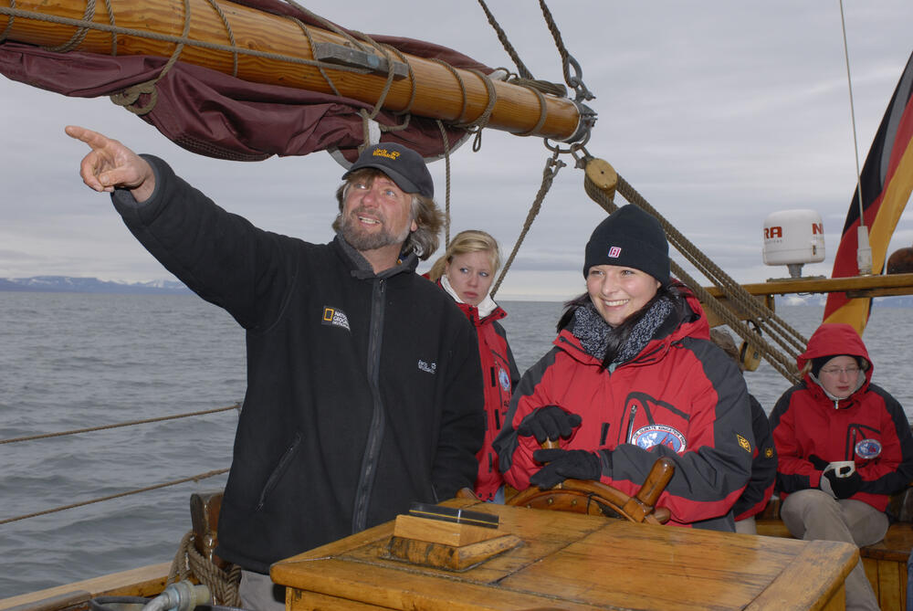 Arved Fuchs engagiert sich für Jugendliche 