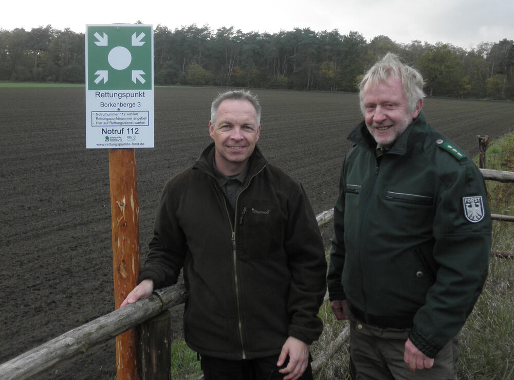 DBU Naturerbefläche Borkenberge - Rettungsschilder © Bundesforstbetrieb Rhein-Weser/Techtmann