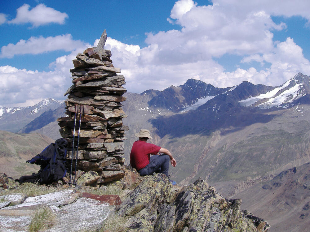 Ausgebildete Wanderleiter führen zu Naturerlebnissen 