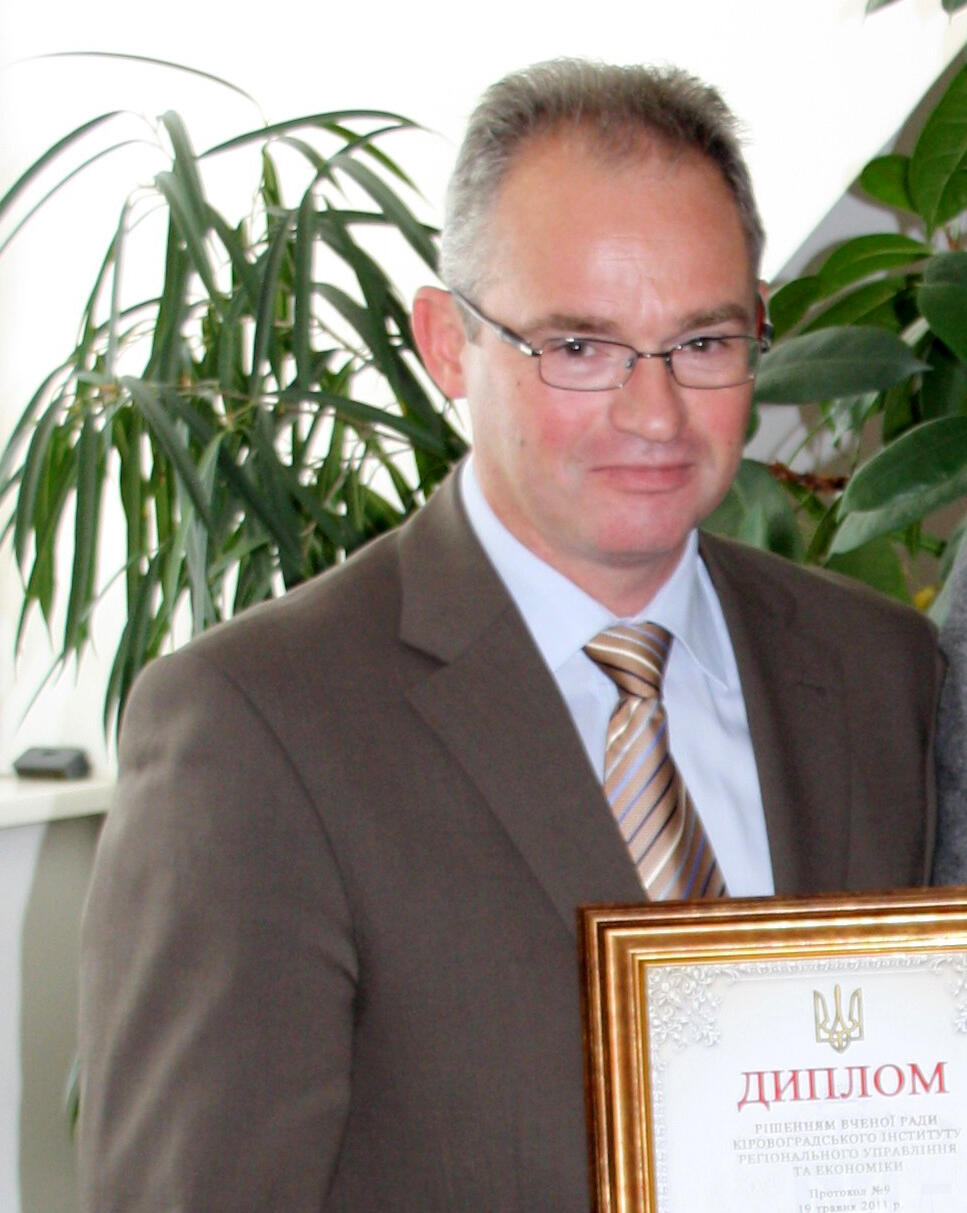 Prof. Dr. Matthias Kramer 