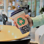 Mehrwegbecher Gastronomie © Lea Kessens/DBU