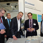 Wenzel-Besuch DBU-Stand Hannover-Messe 