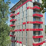 achtgeschossiges Holzgebäude 