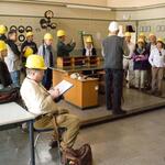 Bürger bei einer Exkursion zum Themenschwerpunkt Biodiversität im Isar-Naturschutzgebiet und Kraftwerk Mühltal © DIE UMWELT-AKADEMIE e. V.