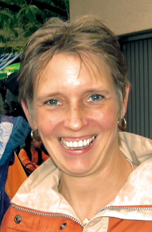 Initiatorin des Wildbienenprojekts ist die NABUVorsitzende von Wiesloch: Simone Janas. 