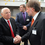 Ex-Staatspräsidenten der ehem. Sowjetunion, Michail Gorbatschow und DBU-Pressechef Franz-Georg Elpers (r.) © DBU/Himsel