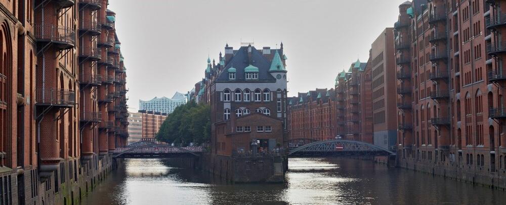 Speicherstadt und UNESCO-Welterbestätte in Hamburg AZ 37226 © Clemens Stenner/piclease