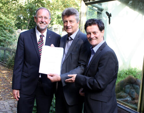 Übergabe Förderbescheid &copy; Zoo Osnabrück/Lisa Josef