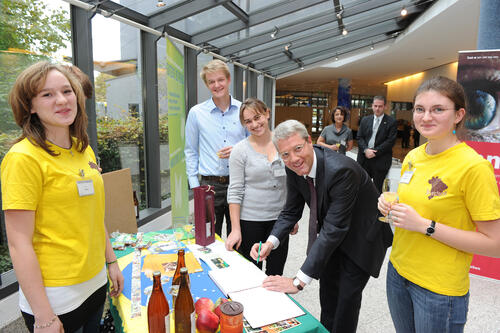 Goldenes Projektbuch © DBU Archiv