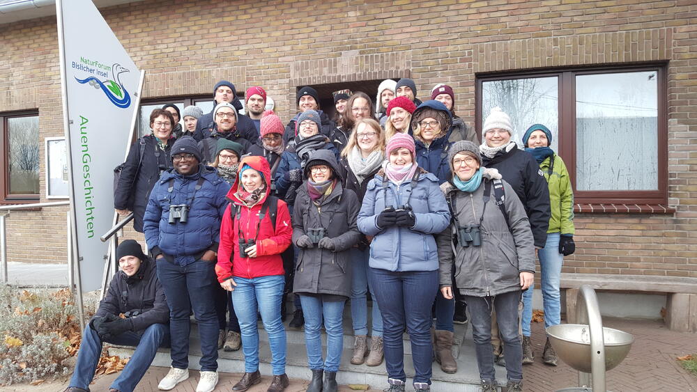 Stipendiatenseminar Xanten 2018: Gruppenfoto vor dem Naturforum  © Naturforum