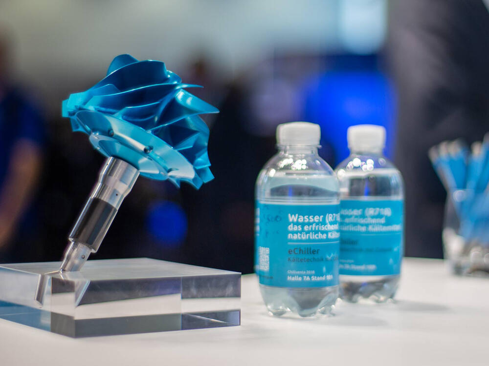 Wasser als natürliches, umweltfreundliches Kältemittel nutzt die Kältemaschine eChiller. © Deutsche Bundesstiftung Umwelt