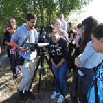 Schulklasse im Vogelschutzgebiet Mala Vrbica im Rahmen des Green Belt Day 2017 © Christian Stielow/EuroNatur