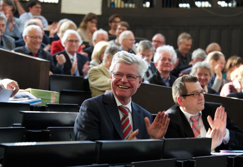 75. Geb. von Prof. Dr.Dr. h.c. mult Hartmut Graßl, ihm gewidmet ein Internationales Symposium 