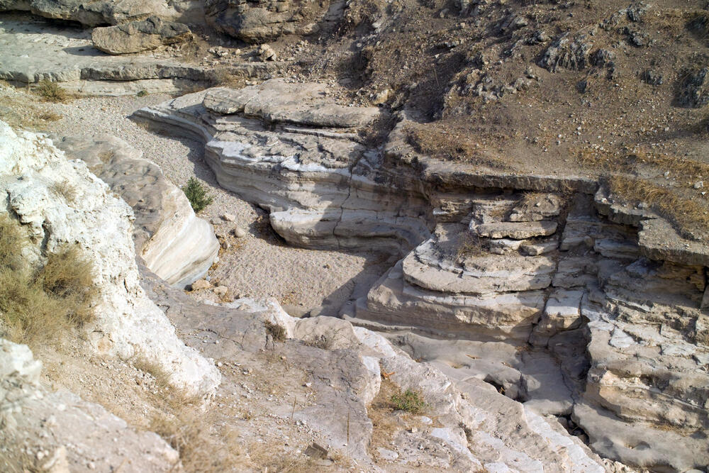 ausgetrockneter Flusslauf im Jordan-Tal nahe des Toten Meeres © André Künzelmann/UFZ