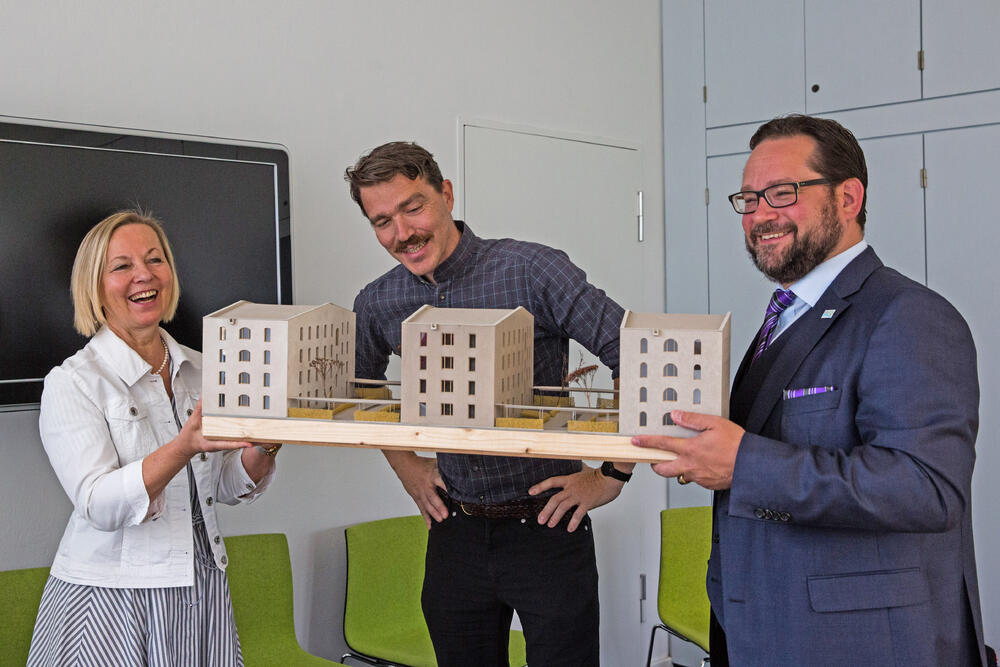 Bewilligungsübergabe AZ 35160 © SiT