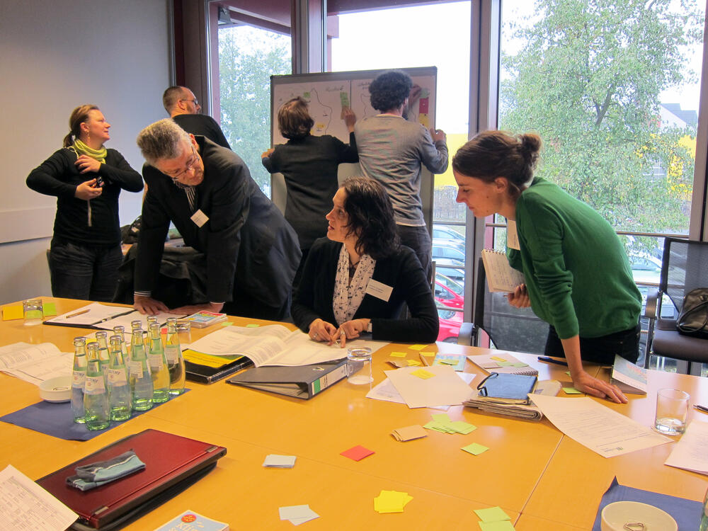 oekom verlag bringt die Herausgeber-Kommunen zusammen 