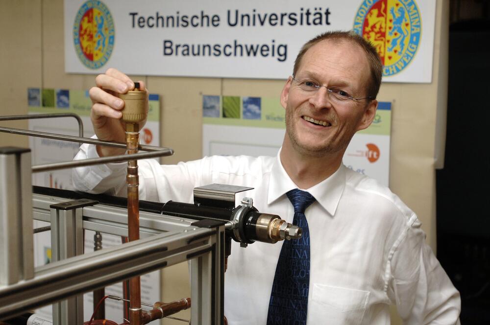 Prof. Dr.-Ing. Jürgen Köhler 