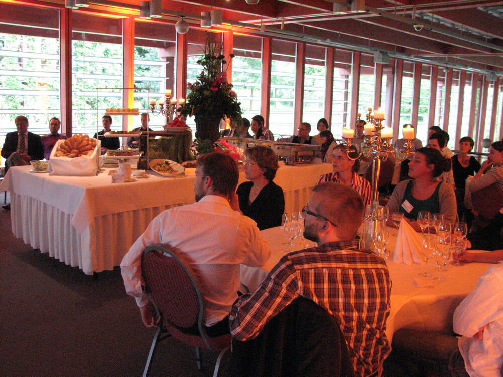 Abendessen beim Einführungsseminar Juli 2012 