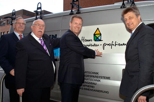 Aufkleber Wulff Haus sanieren - profitieren 