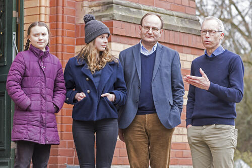 Fridays-for-Future-Aktivistinnen Greta Thunberg (links) und Luisa Neubauer (zweite von links), Umweltpreisträger Prof. Dr. Ottmar Edenhofer (dritter von links) und Prof. Dr. Johan Rockström (rechts) © Kriemann/PIK Potsdam