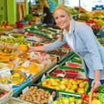 Frau beim Einkaufen © Gina Sanders - stock.adobe.com