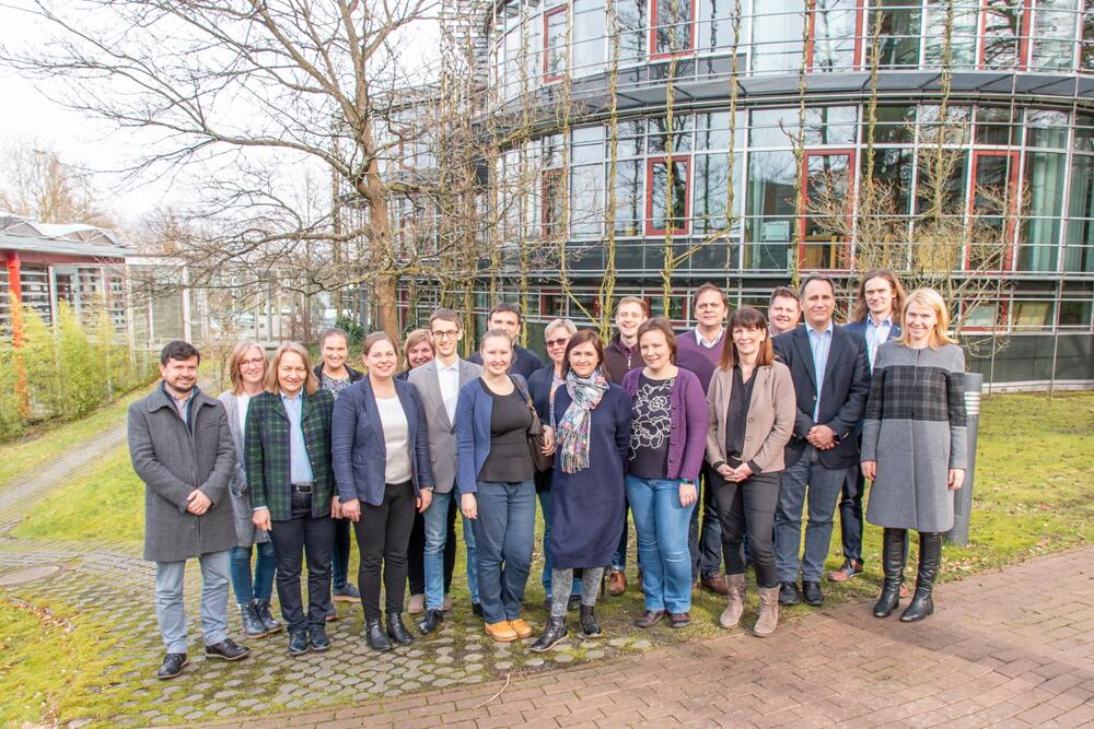 KoordinatorInnen und Alumni-Vertreter des MOE-Stipendienprogramms  © DBU