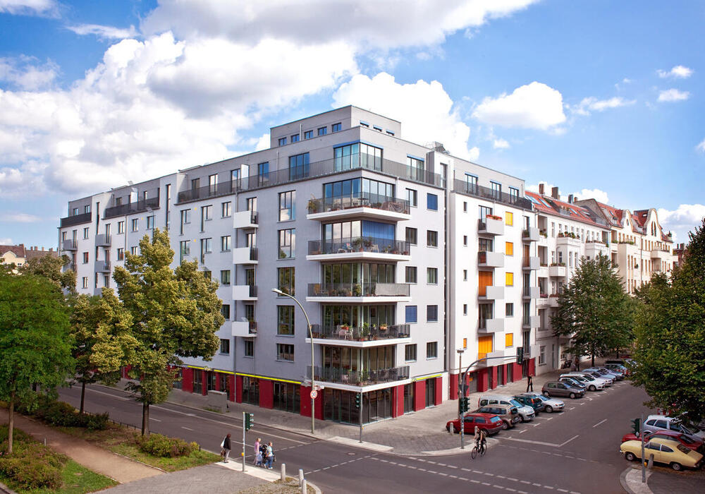 Wärmerückgewinnung aus dem Abwasser am Beispiel eines Berliner Mehrfamilienhauses: Selbst einfache Systeme können Energie sparen und so zum Klimaschutz beitragen. © Erwin Nolde/Nolde & Partner