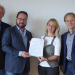 Übergabe Förderbewilligung © Öko-Institut