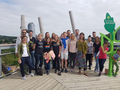 MOE-Stipendiatinnen und -Stipendiaten auf dem Baumwipfelpfad in Bad Iburg © Dr. Nicole Freyer-Wille, DBU