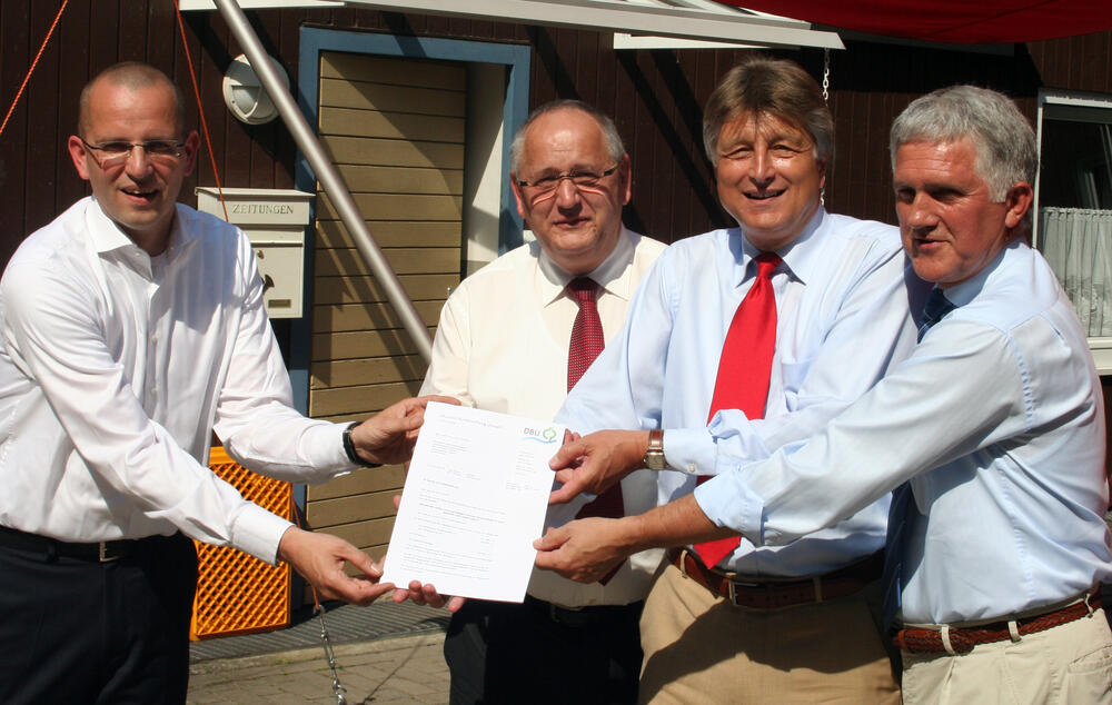 Übergabe Bewilligungsschreiben DJH/DBU 