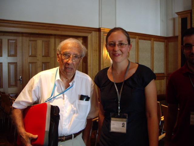 Zusammen mit Nobelpreisträger E. Fischer nach der Mittagsdiskussion 