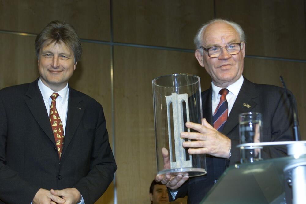 Verleihung des Peter-Parler-Preises an Fritz Brickwedde 