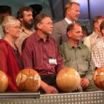 Bundesumweltminister Trittin mit den Preisträgern der Goldenen Natur 2001 