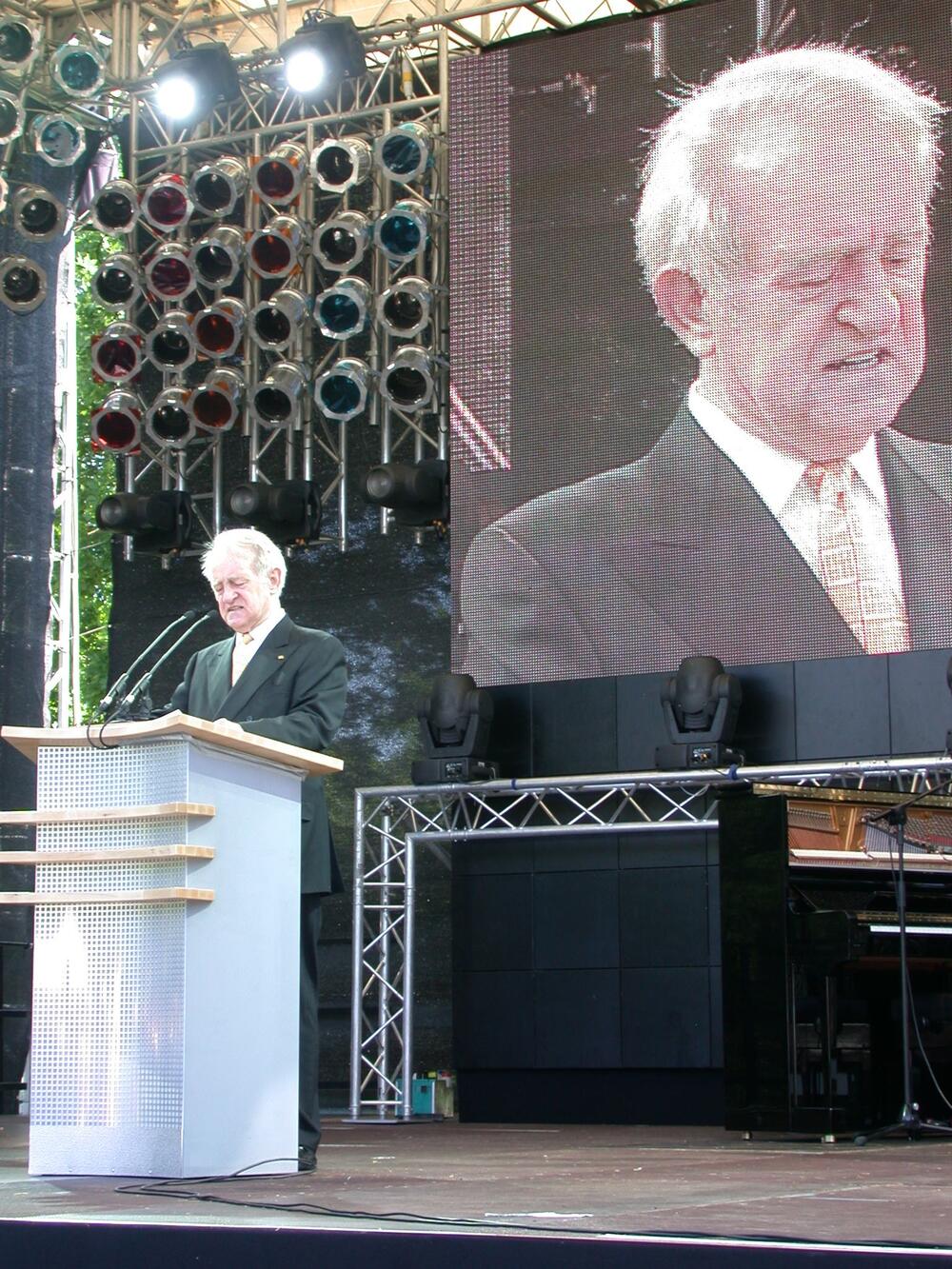 Woche der Umwelt, Eröffnung durch Rau 